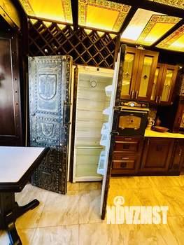 4-к квартира, вторичка, 151м2, 3/10 этаж