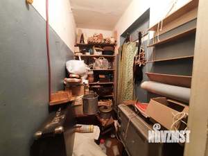 2-к квартира, вторичка, 42м2, 1/4 этаж