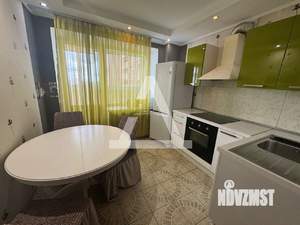 2-к квартира, вторичка, 63м2, 5/16 этаж