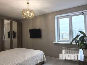 2-к квартира, вторичка, 70м2, 12/25 этаж