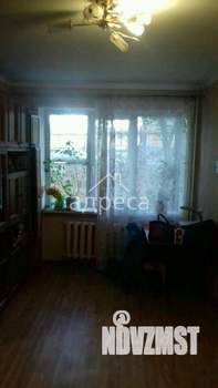2-к квартира, вторичка, 43м2, 1/5 этаж