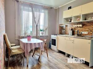 3-к квартира, вторичка, 64м2, 8/9 этаж