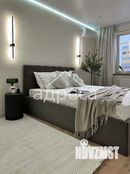 2-к квартира, вторичка, 63м2, 23/27 этаж