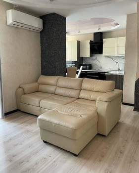 2-к квартира, вторичка, 68м2, 13/19 этаж