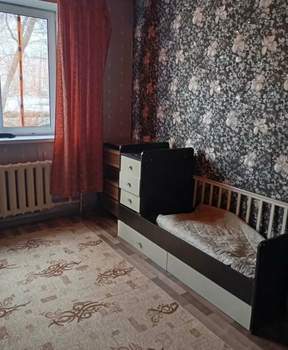 3-к квартира, вторичка, 68м2, 1/4 этаж