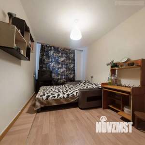 4-к квартира, вторичка, 74м2, 1/5 этаж