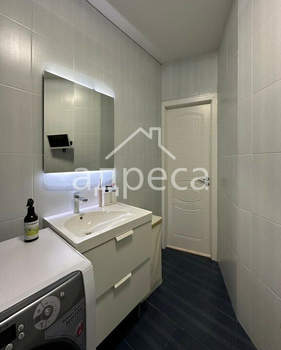 2-к квартира, вторичка, 56м2, 14/19 этаж