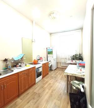 2-к квартира, вторичка, 63м2, 4/4 этаж