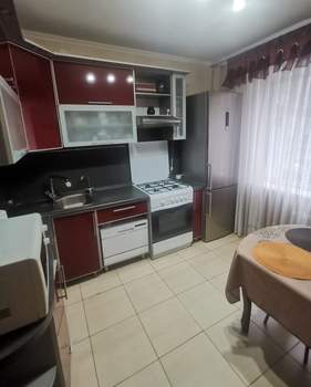 3-к квартира, вторичка, 62м2, 1/10 этаж