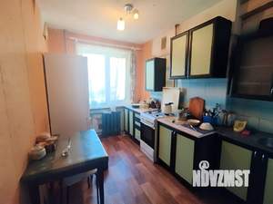 3-к квартира, вторичка, 60м2, 1/9 этаж