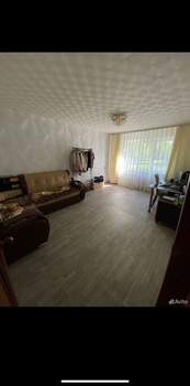 3-к квартира, вторичка, 70м2, 1/10 этаж