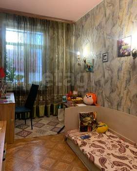 4-к квартира, вторичка, 72м2, 1/5 этаж