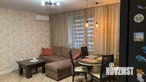 2-к квартира, вторичка, 63м2, 1/5 этаж