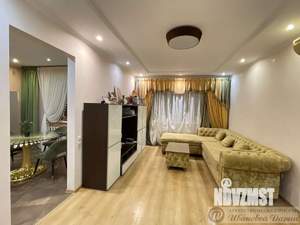 3-к квартира, вторичка, 108м2, 6/8 этаж