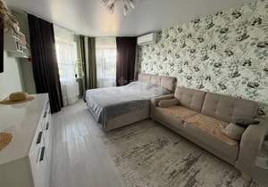 2-к квартира, вторичка, 61м2, 12/17 этаж