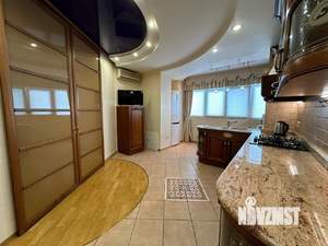 4-к квартира, вторичка, 137м2, 6/9 этаж