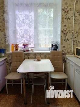 3-к квартира, вторичка, 53м2, 1/2 этаж