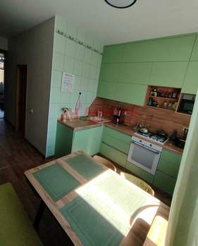 3-к квартира, вторичка, 81м2, 5/5 этаж