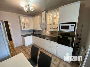 2-к квартира, вторичка, 60м2, 4/16 этаж