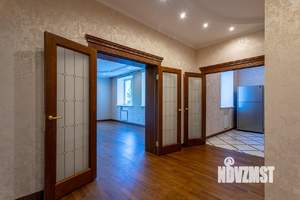 3-к квартира, вторичка, 126м2, 4/9 этаж