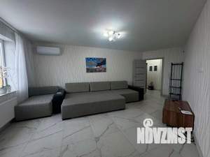 2-к квартира, вторичка, 68м2, 18/27 этаж