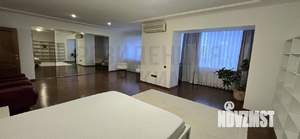 4-к квартира, вторичка, 205м2, 3/9 этаж