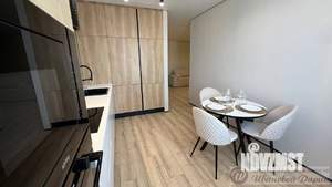 2-к квартира, вторичка, 70м2, 16/23 этаж