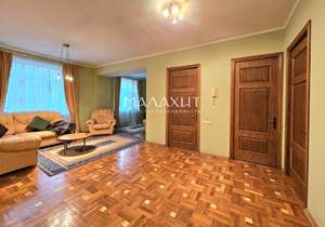 5-к квартира, вторичка, 215м2, 2/5 этаж