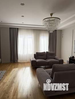 3-к квартира, вторичка, 120м2, 8/9 этаж