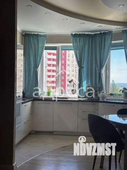 3-к квартира, вторичка, 90м2, 2/19 этаж