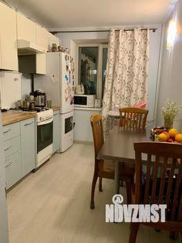 2-к квартира, вторичка, 52м2, 4/5 этаж