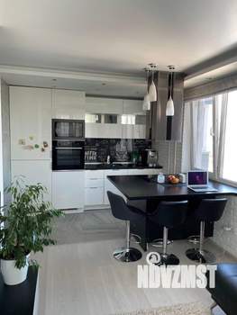 3-к квартира, вторичка, 63м2, 15/18 этаж