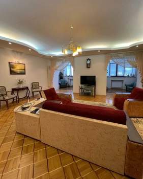 4-к квартира, вторичка, 175м2, 4/11 этаж