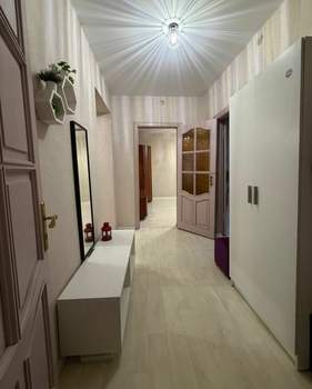 3-к квартира, вторичка, 74м2, 1/5 этаж