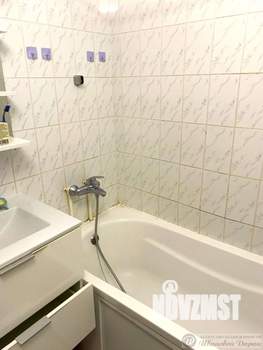 2-к квартира, вторичка, 60м2, 9/10 этаж