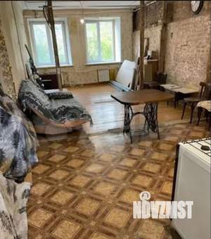 3-к квартира, вторичка, 47м2, 2/2 этаж