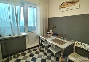 3-к квартира, вторичка, 80м2, 10/12 этаж