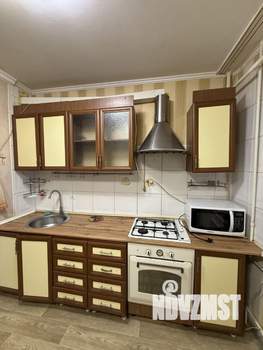 3-к квартира, вторичка, 80м2, 1/10 этаж