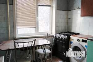 3-к квартира, вторичка, 62м2, 5/5 этаж