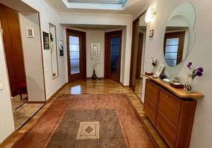 2-к квартира, вторичка, 95м2, 8/10 этаж