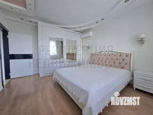 3-к квартира, вторичка, 135м2, 19/26 этаж