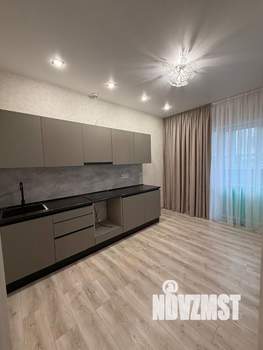 2-к квартира, вторичка, 57м2, 1/25 этаж