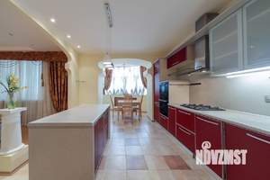 4-к квартира, вторичка, 190м2, 3/8 этаж