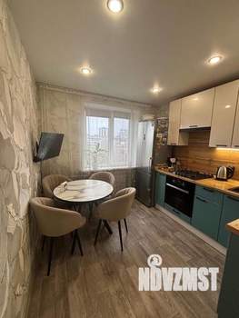 2-к квартира, вторичка, 53м2, 9/9 этаж