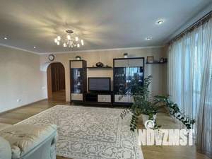 5-к квартира, вторичка, 160м2, 9/10 этаж
