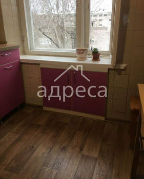 3-к квартира, вторичка, 62м2, 4/5 этаж