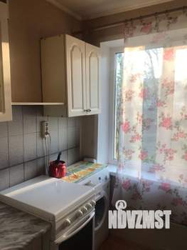 2-к квартира, вторичка, 45м2, 1/9 этаж