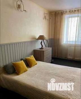 2-к квартира, вторичка, 68м2, 1/10 этаж