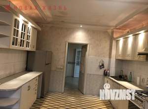 4-к квартира, вторичка, 186м2, 6/10 этаж