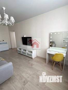 2-к квартира, вторичка, 61м2, 10/17 этаж